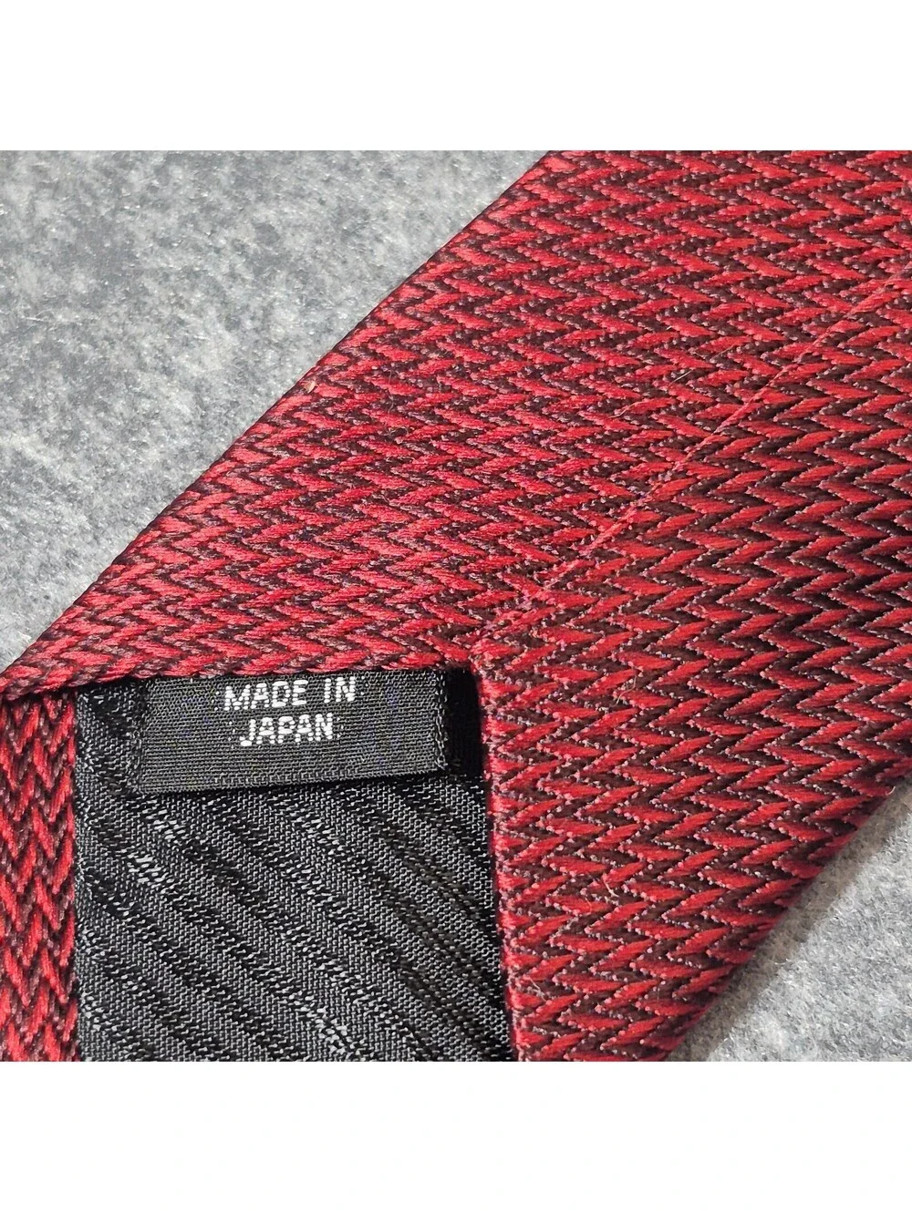 ERTU Luxury Silk Necktie made in Japan Red